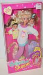 Mattel - Barbie - Babysitter Skipper 3 Babies Hold on For Hugs! - Doll